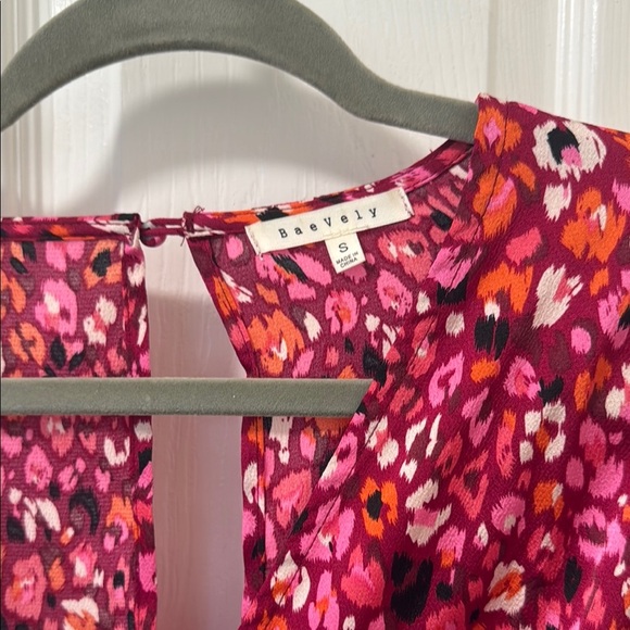 Pink romper - Picture 3 of 4